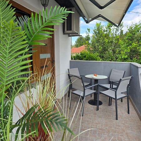 Apartments Lola Biograd Na Moru Dış mekan fotoğraf