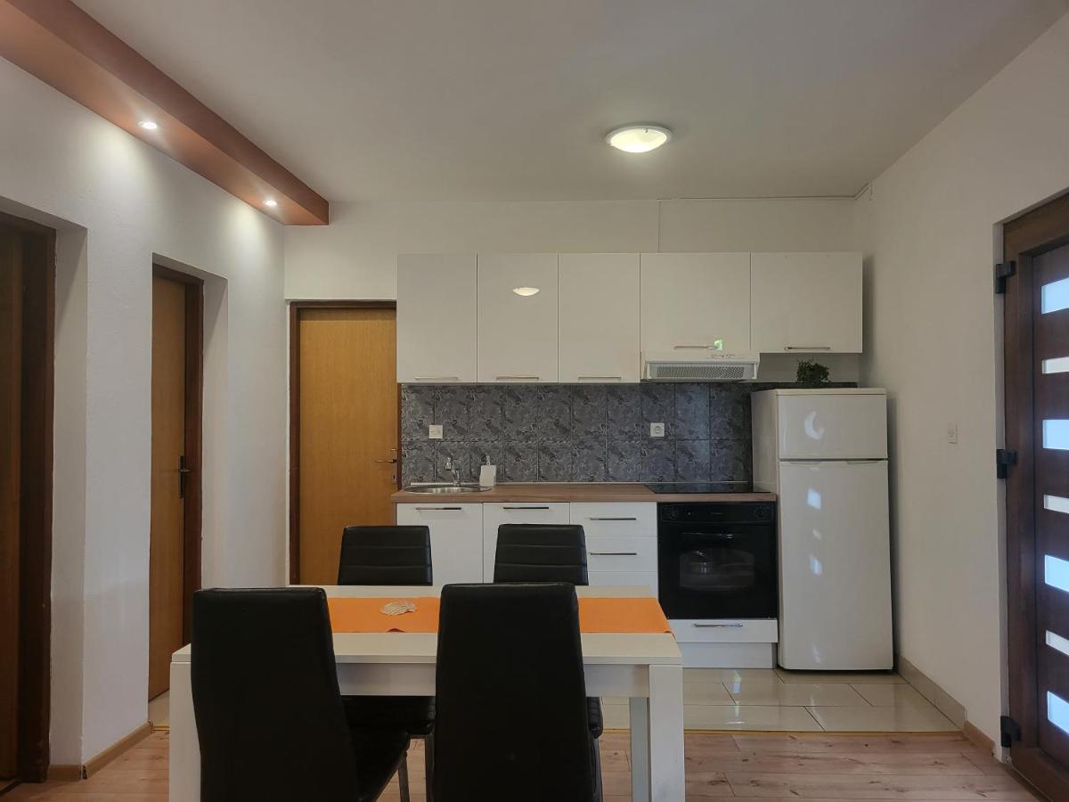 Apartments Lola Biograd Na Moru Dış mekan fotoğraf