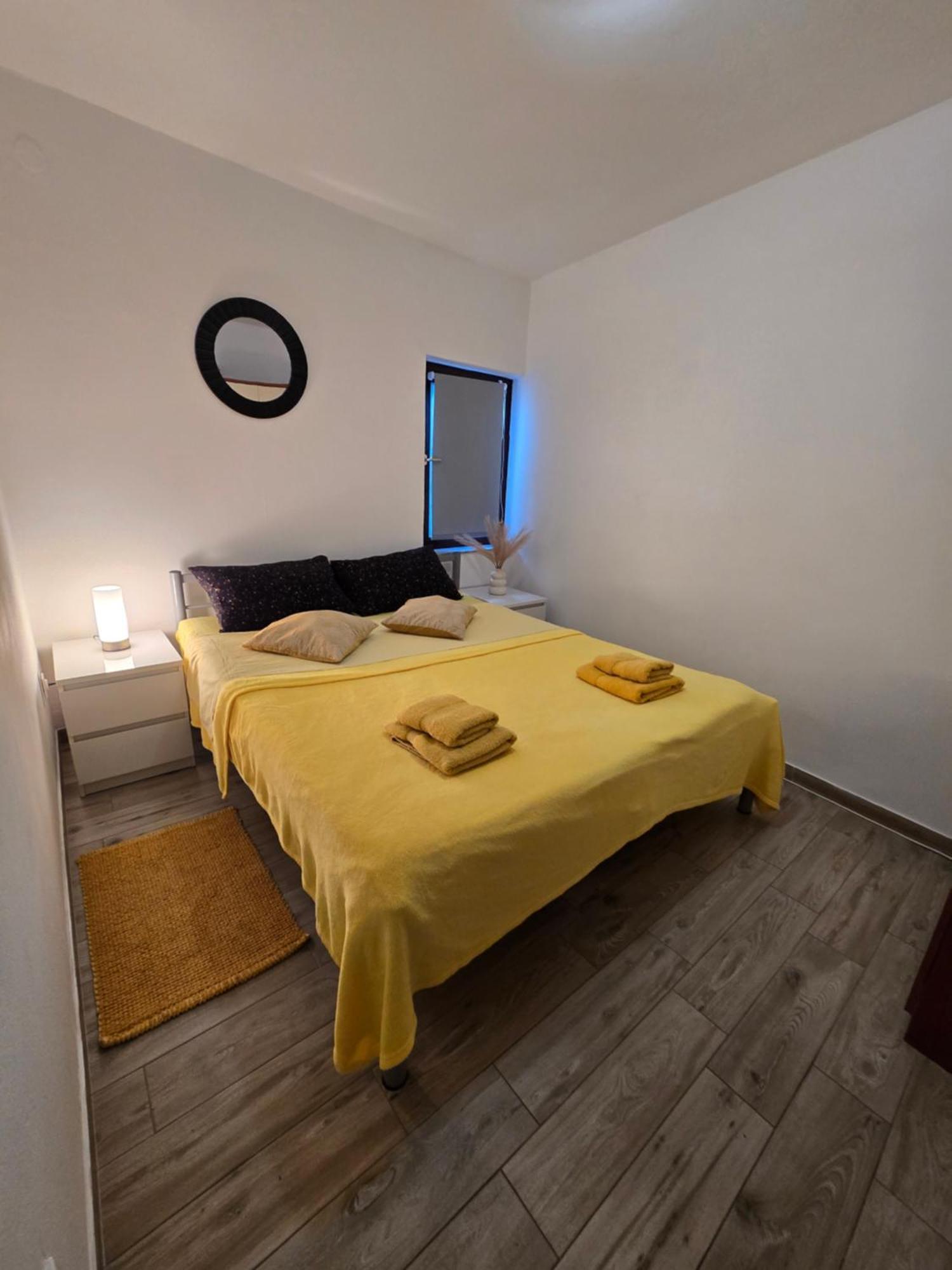 Apartments Lola Biograd Na Moru Dış mekan fotoğraf