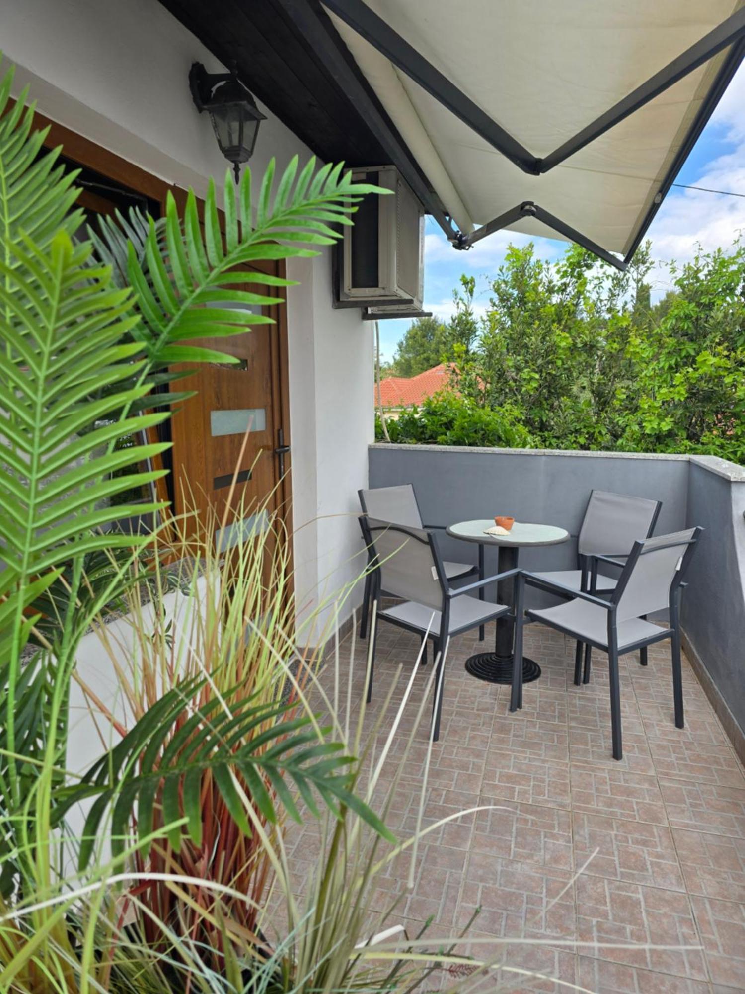 Apartments Lola Biograd Na Moru Dış mekan fotoğraf