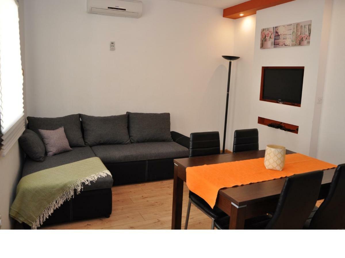 Apartments Lola Biograd Na Moru Dış mekan fotoğraf