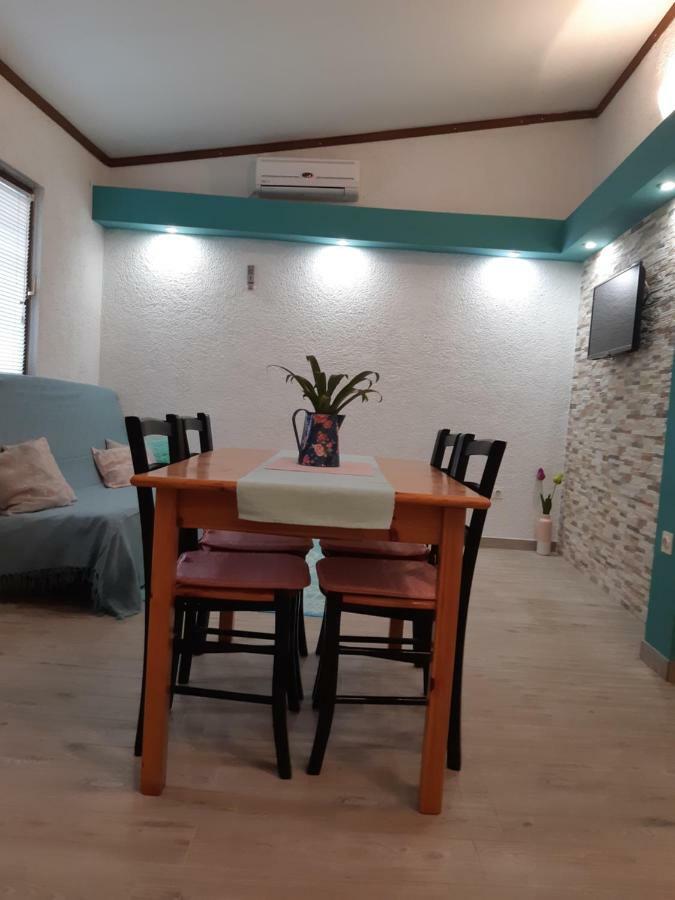 Apartments Lola Biograd Na Moru Dış mekan fotoğraf